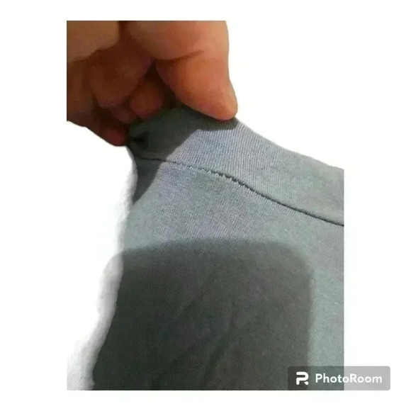 Womens blue short sleeve blouse! - Picture 2 of 3